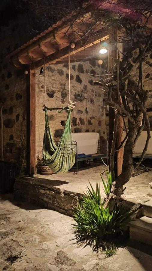 Blue Cottage Apsiou Esterno foto